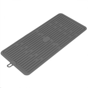 Alfombrilla escurreplatos de silicona 446x203 mm gris