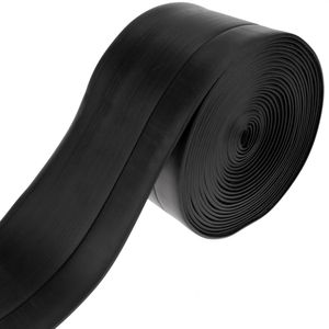 Rodapié flexible autoadhesivo 50 x 20 mm. Longitud 5 m negro