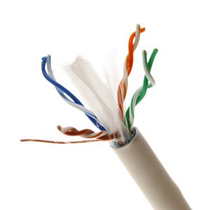 Bobina de cable de red ethernet Cat. 6 FTP de 305 m rígido de color gris