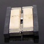 VH00300 - 02