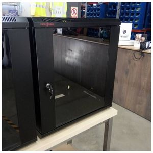 Rack 19" mural F450