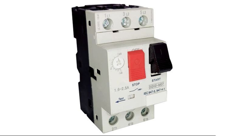 CL0106 - 01